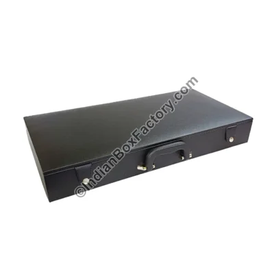 Chess box - Flat storage with 2 buttons