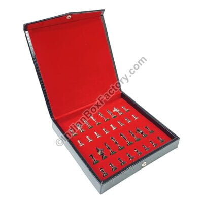 10" Staunton Brass Chess Set - Black